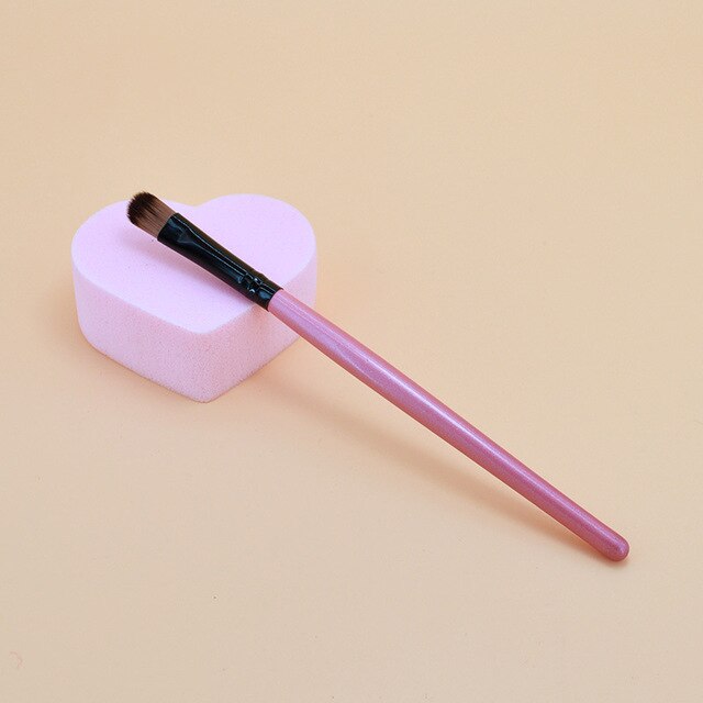 1 Pcs Blending Makeup Brush Portable Wooden Handle Makeup Brush For Eyeshadow Nose Contour Smudge Makeup Tool TSLM1